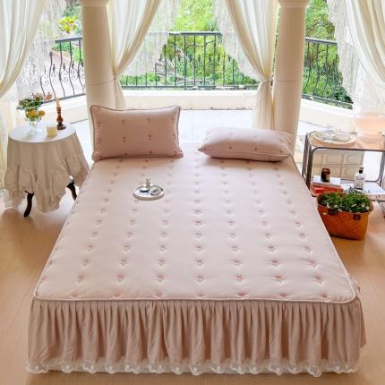 91家纺网 家纺一手货源 找家纺 （总）尊康家纺（原磊科） 2024新款郁金香系列亲肤奶昔白夹棉花边款床笠