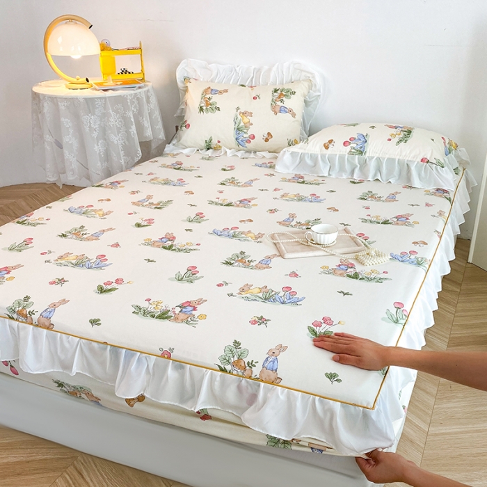 91家纺网 家纺一手货源 找家纺 简宜家居 2023新款40支纯棉小清新A版花边床笠 花园兔