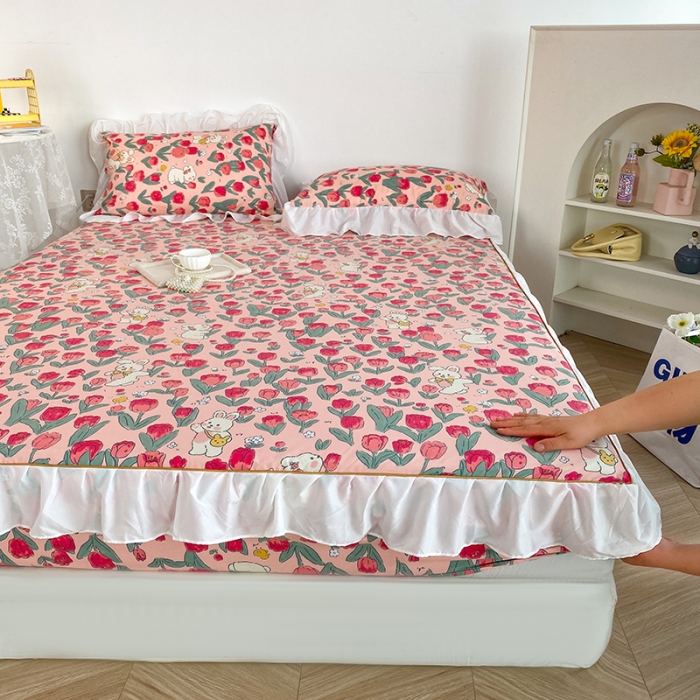 91家纺网 家纺一手货源 找家纺 简宜家居 2023新款40支纯棉小清新A版花边床笠 蔷薇兔