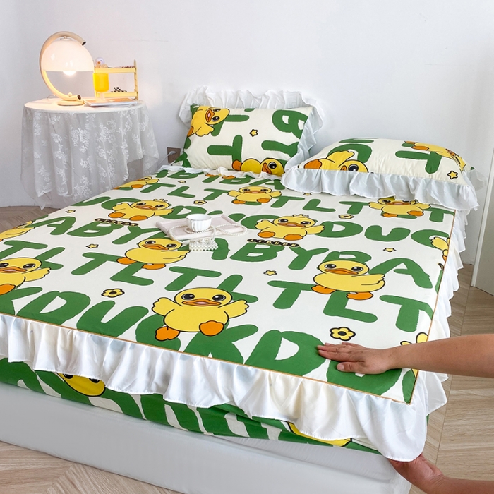 91家纺网 家纺一手货源 找家纺 简宜家居 2023新款40支纯棉小清新A版花边床笠 开心小黄鸭