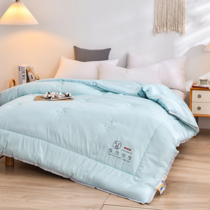 91家纺网 家纺一手货源 找家纺 啊雅家居 2025新款华夫格泡泡纱大豆被 泡泡纱-淡雅绿