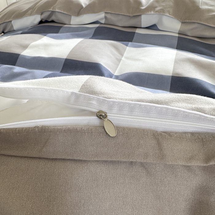 91家纺网 家纺一手货源 找家纺 赫然 130g生态长绒棉贡棉植物羊绒加厚斜纹磨毛四件套 蓝大格