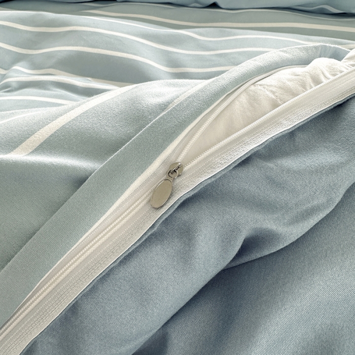 91家纺网 家纺一手货源 找家纺 赫然 130g生态长绒棉贡棉植物羊绒加厚斜纹磨毛四件套 蓝宽条