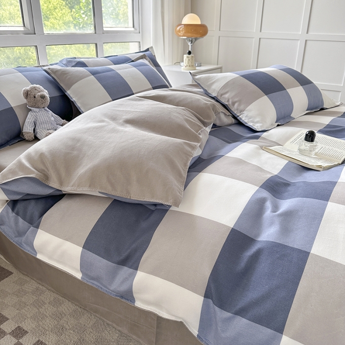 91家纺网 家纺一手货源 找家纺 赫然家纺 新款斜纹磨毛单品被套 蓝大格