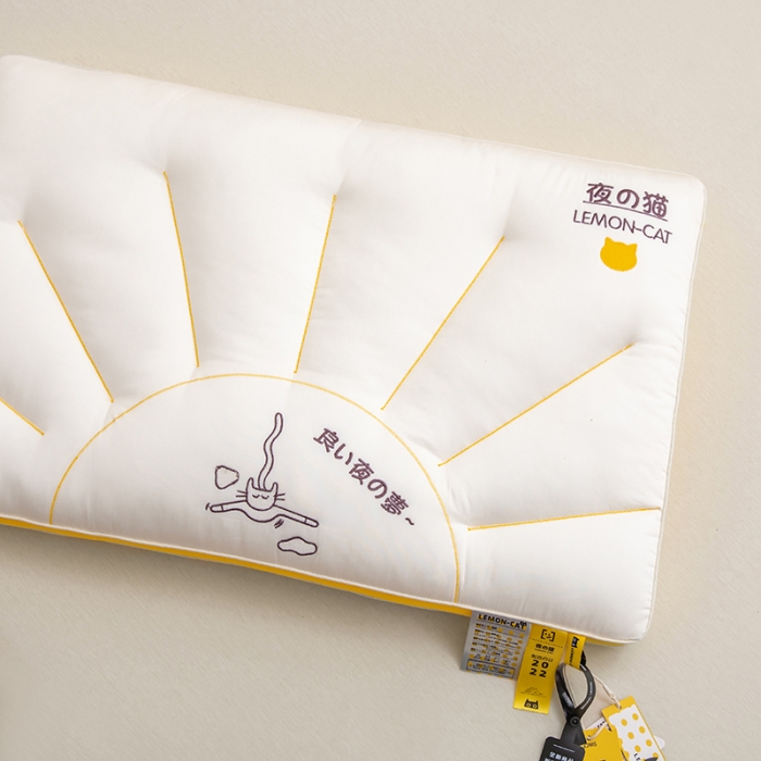 91家纺网 家纺一手货源 找家纺 觉物 2023新款夜猫多规格助眠枕头枕芯 夜猫A款低薄枕枕下4cm左右