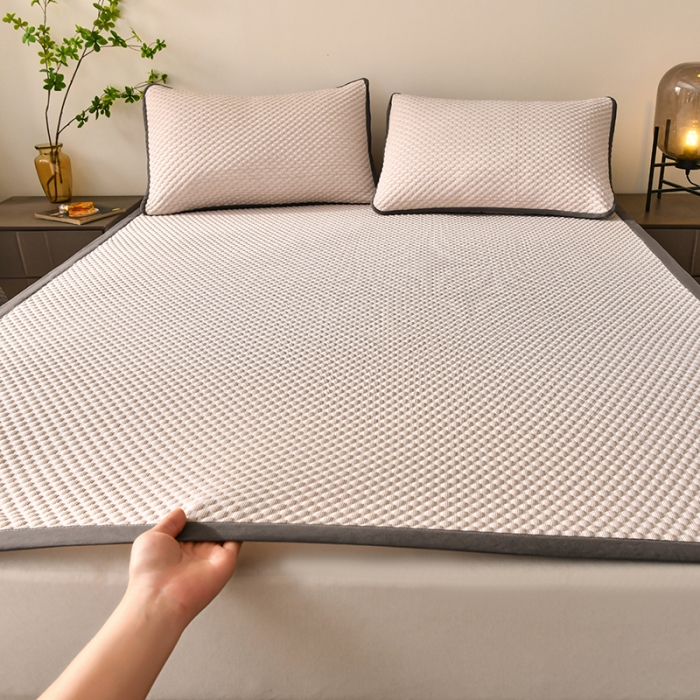 91家纺网 家纺一手货源 找家纺 梦初语 2023新款冰豆豆凉席 卡其