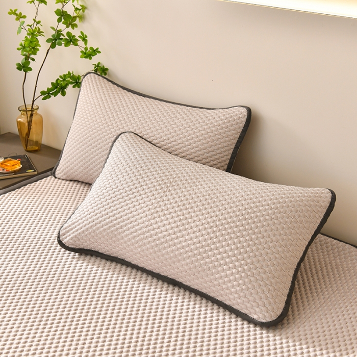 91家纺网 家纺一手货源 找家纺 梦初语 2023新款冰豆豆凉席 卡其