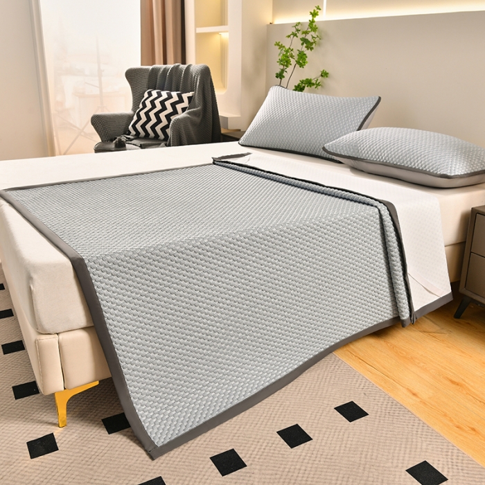 91家纺网 家纺一手货源 找家纺 梦初语 2023新款冰豆豆凉席 梦幻灰