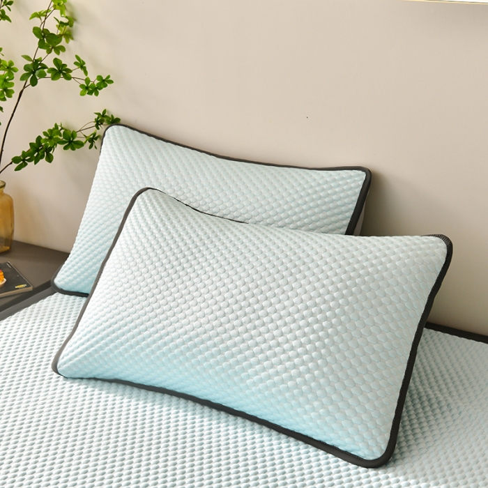 91家纺网 家纺一手货源 找家纺 梦初语 2023新款冰豆豆凉席 水绿