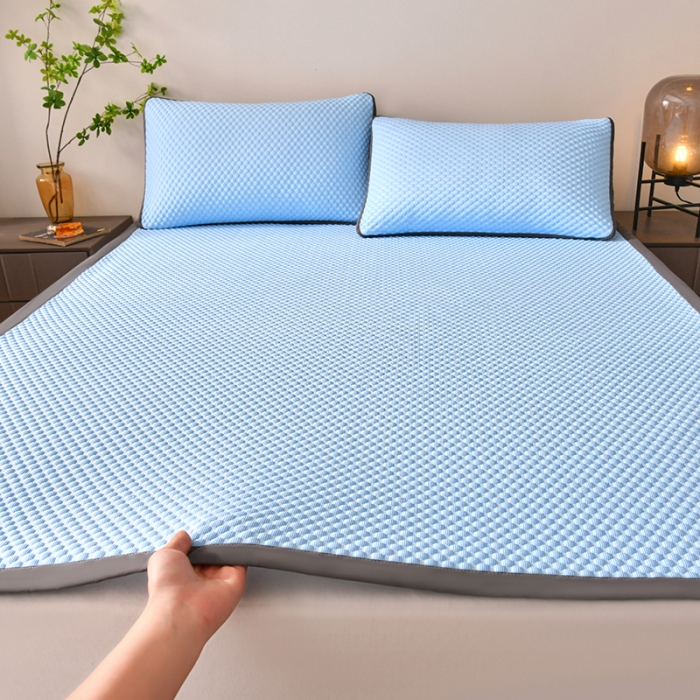 91家纺网 家纺一手货源 找家纺 梦初语 2023新款冰豆豆凉席 天蓝