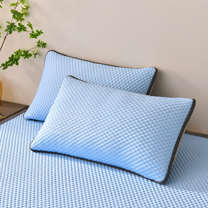 91家纺网 家纺一手货源 找家纺 梦初语 2023新款冰豆豆凉席 天蓝