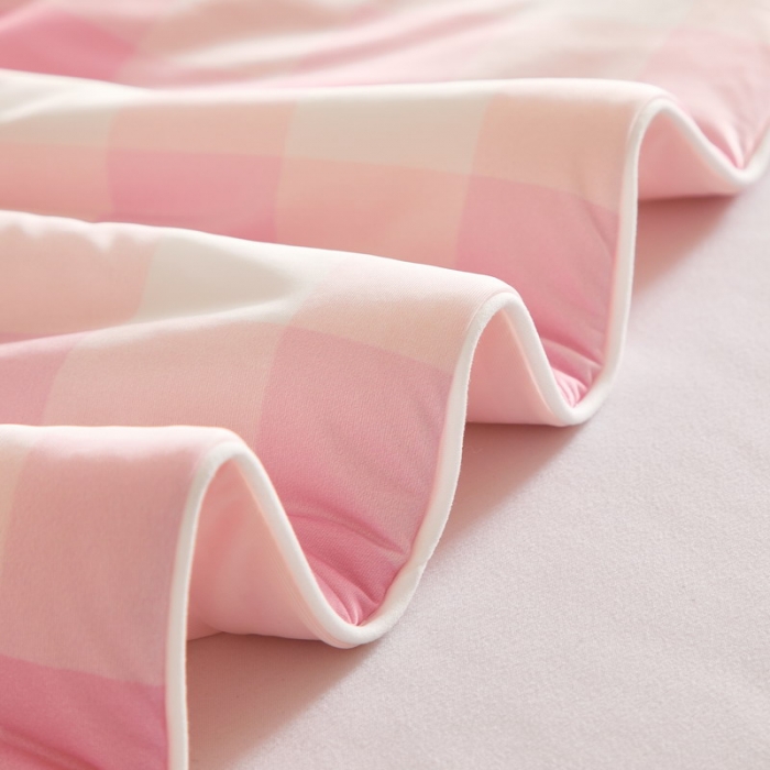 91家纺网 家纺一手货源 找家纺 （总）蘭菲家纺 2023新款三丽欧凉感系列夏被