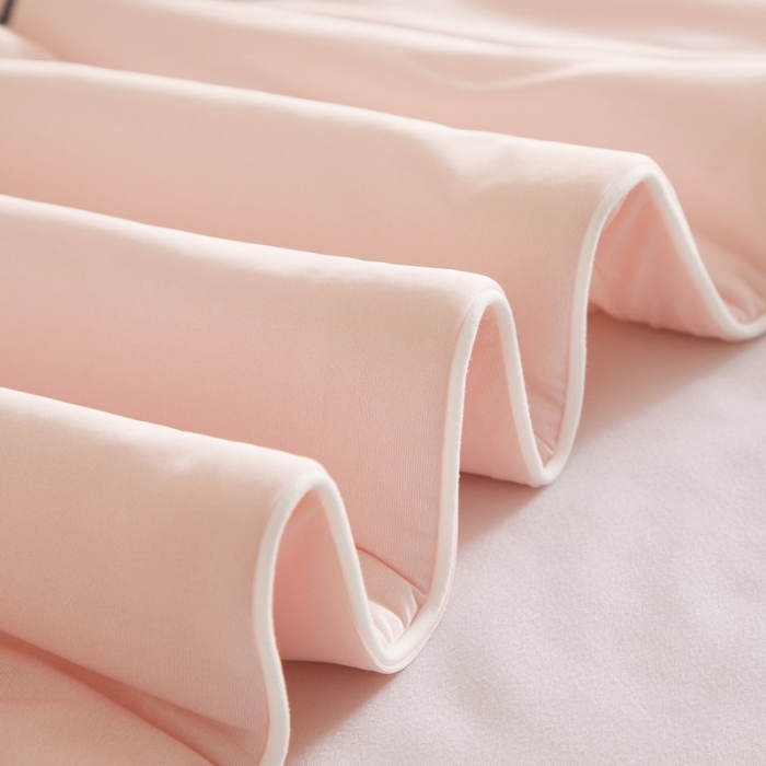 91家纺网 家纺一手货源 找家纺 蘭菲家纺 2023新款三丽欧凉感系列夏被 粉系