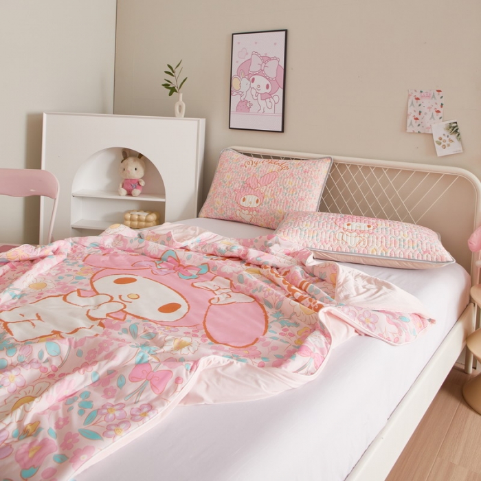 91家纺网 家纺一手货源 找家纺 蘭菲家纺 2023新款三丽欧凉感系列夏被 闺蜜