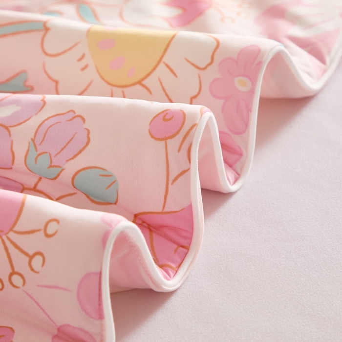 91家纺网 家纺一手货源 找家纺 蘭菲家纺 2023新款三丽欧凉感系列夏被 闺蜜