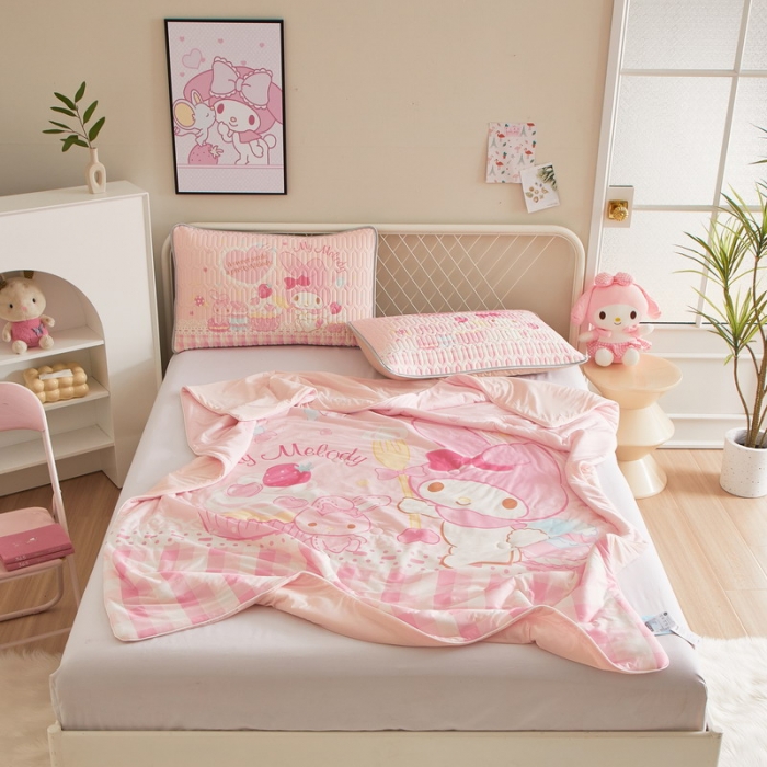 91家纺网 家纺一手货源 找家纺 蘭菲家纺 2023新款三丽欧凉感系列夏被 节日快乐