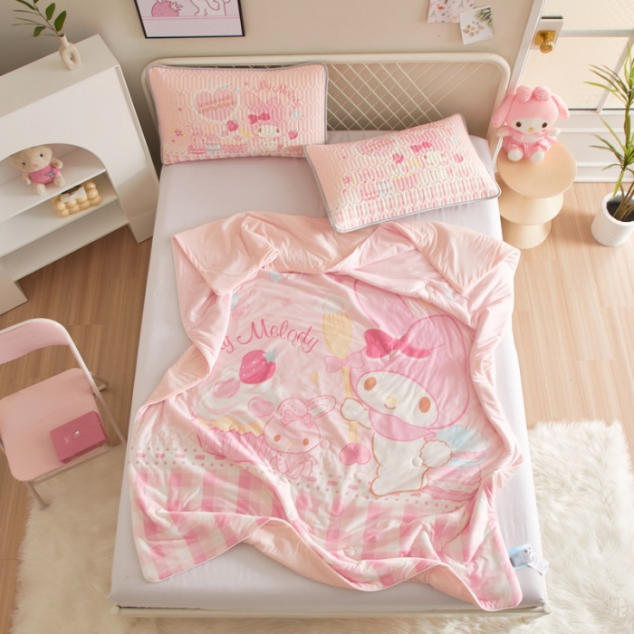 91家纺网 家纺一手货源 找家纺 蘭菲家纺 2023新款三丽欧凉感系列夏被 节日快乐