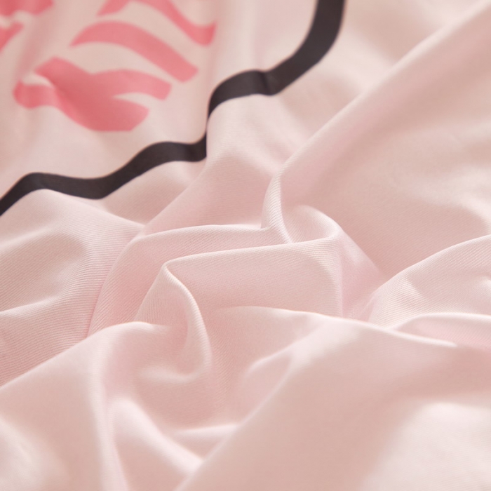 91家纺网 家纺一手货源 找家纺 蘭菲家纺 2023新款三丽欧凉感系列夏被 甜心KT