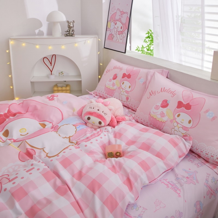 91家纺网 家纺一手货源 找家纺 蘭菲家纺 2023新款全棉大版卡通四件套 节日快乐