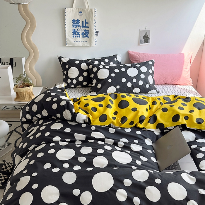 91家纺网 家纺一手货源 找家纺 怡家居 2023新款全棉小清新印花四件套 梦幻-黑