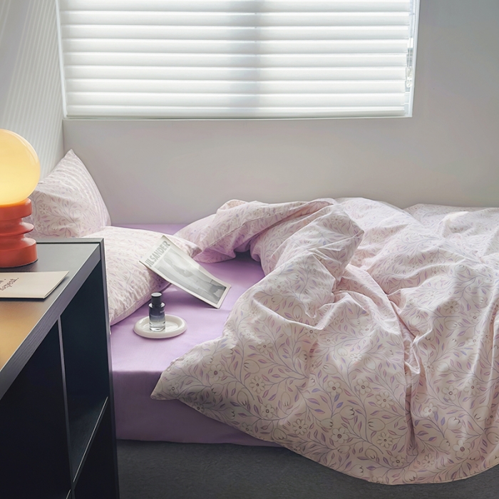 91家纺网 家纺一手货源 找家纺 怡家居 2023新款全棉小清新印花四件套 梦田-紫