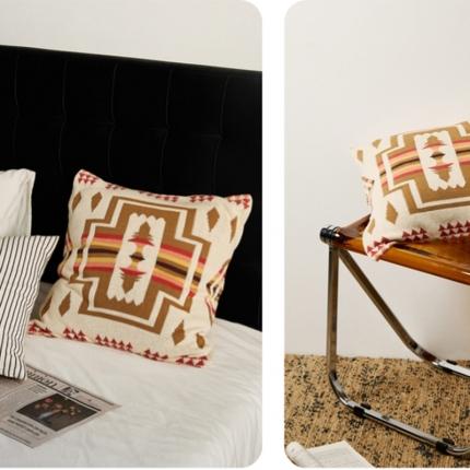 91家纺网 家纺一手货源 找家纺 （总）暖绵绵 2025新款摩纳哥几何针织抱枕毯子