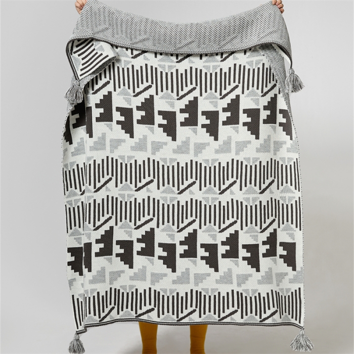 91家纺网 家纺一手货源 找家纺 暖绵绵 2025新款午睡盖毯河畔 河畔-灰色