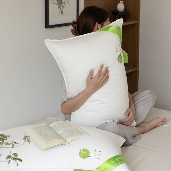91家纺网 家纺一手货源 找家纺 拾光枕芯 2023新款A+杜邦双向酒店纤维护颈枕 低软枕