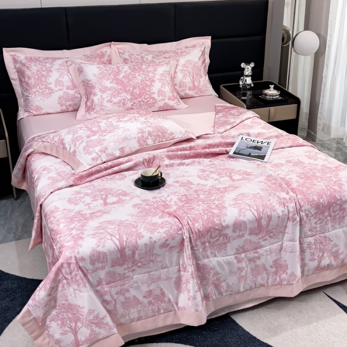 91家纺网 家纺一手货源 找家纺 丽卡家纺 2023新款天丝舒适夏被四件套 魅影粉