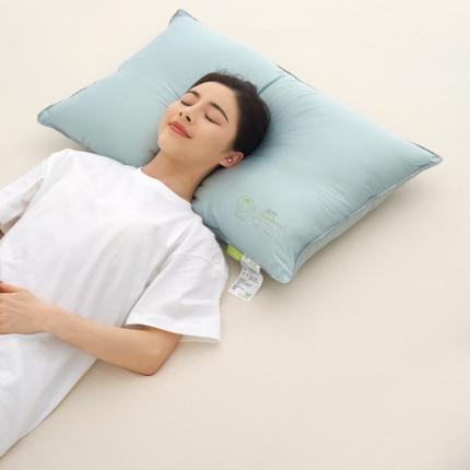 91家纺网 家纺一手货源 找家纺 拾光 2023新款天丝冰竹凉感枕酒店专用天然透气 晴蓝