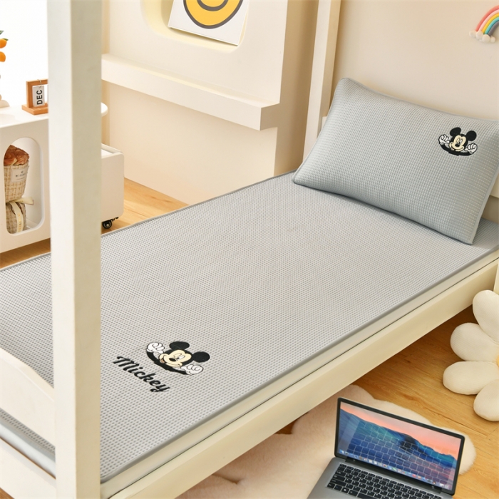 91家纺网 家纺一手货源 找家纺 鑫钰 2023新款中分子凉感华夫格复合学生宿舍专用上下铺凉席床席 迪士尼-快乐米奇