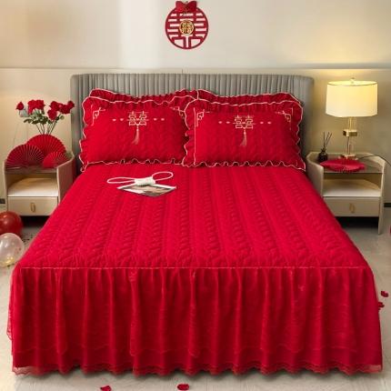 91家纺网 家纺一手货源 找家纺 （总）宜凡家纺 2023新款亲肤磨毛婚庆夹棉床裙三件套