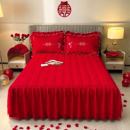 91家纺网 家纺一手货源 找家纺 （总）宜凡家纺 2023新款亲肤磨毛婚庆夹棉床裙三件套