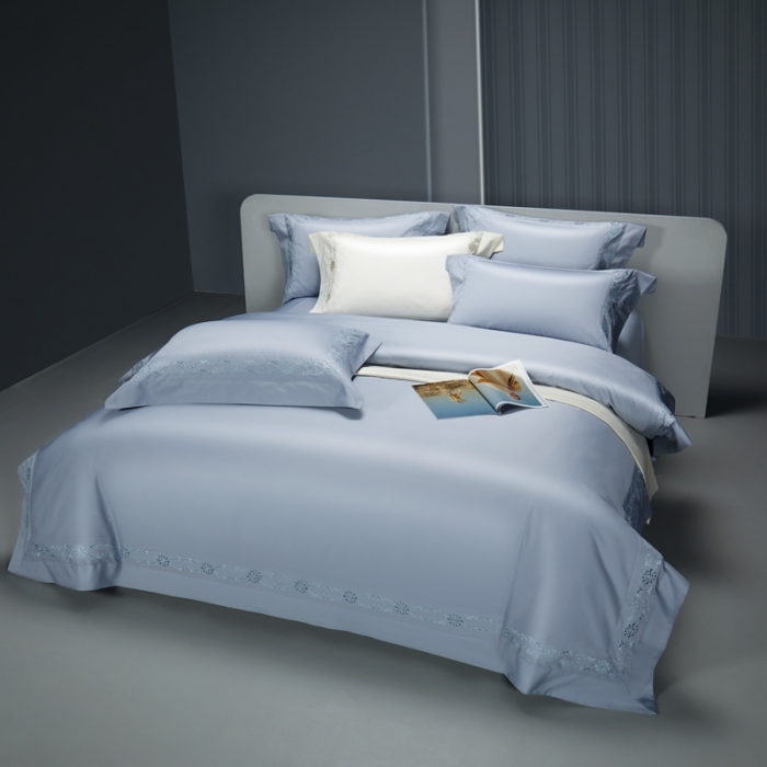 91家纺网 家纺一手货源 找家纺 缔缦 2023新款100s澳棉刺绣四件套-优尼卡 雾霾蓝