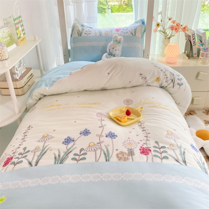 91家纺网 家纺一手货源 找家纺 多品 2023新款12868全棉宿舍三件套-第二批 秘密花园蓝