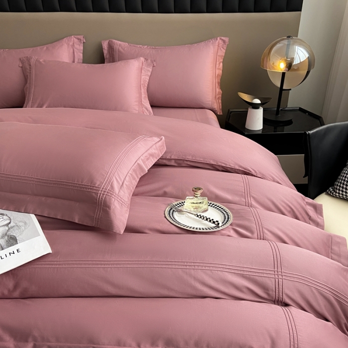 91家纺网 家纺一手货源 找家纺 芊寻 2024新款 长绒棉四件套 米兰之约-苏沐粉