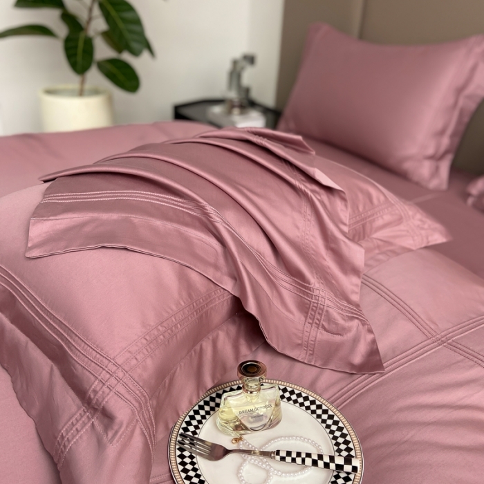 91家纺网 家纺一手货源 找家纺 芊寻 2024新款 长绒棉四件套 米兰之约-苏沐粉