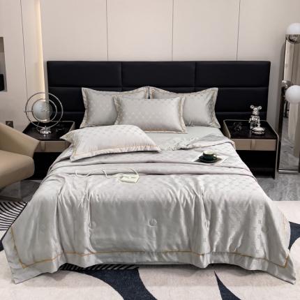 91家纺网 家纺一手货源 找家纺 丽卡家纺2023直播60S贡缎提花水洗真丝夏被四件套水洗天丝夏凉被空调被 迪克-亮银灰