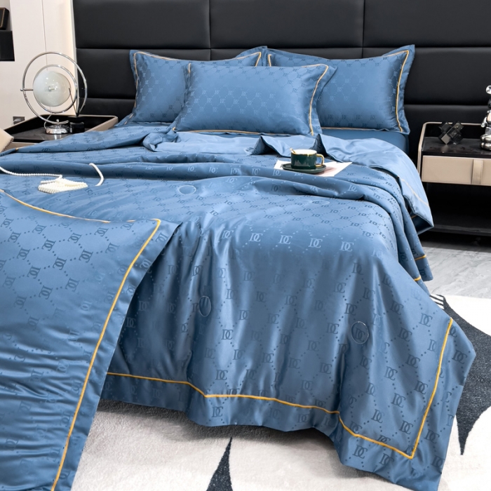 91家纺网 家纺一手货源 找家纺 丽卡家纺2023直播60S贡缎提花水洗真丝夏被四件套水洗天丝夏凉被空调被 迪克-宾利蓝