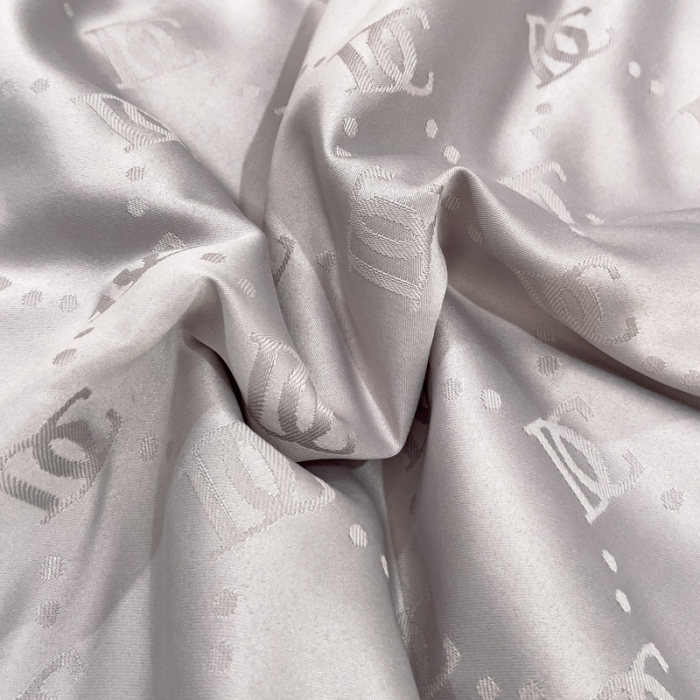 91家纺网 家纺一手货源 找家纺 丽卡家纺2023直播60S贡缎提花水洗真丝夏被四件套水洗天丝夏凉被空调被 迪克-亮银灰