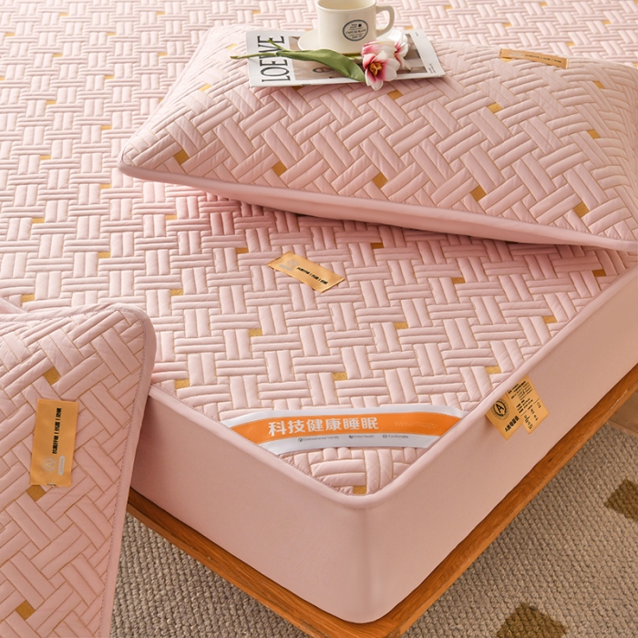 91家纺网 家纺一手货源 找家纺 鑫钰 2023新款防水隔尿全棉纯棉大豆夹棉刺绣床笠直播爆款 豆蔻粉