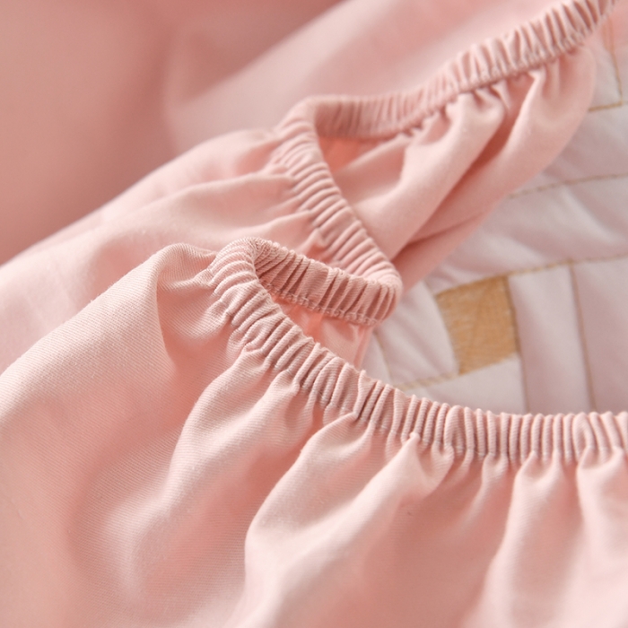 91家纺网 家纺一手货源 找家纺 鑫钰 2023新款防水隔尿全棉纯棉大豆夹棉刺绣床笠直播爆款 豆蔻粉