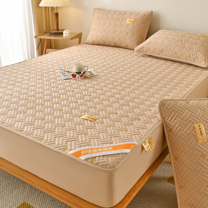 91家纺网 家纺一手货源 找家纺 鑫钰 2023新款防水隔尿全棉纯棉大豆夹棉刺绣床笠直播爆款 卡其