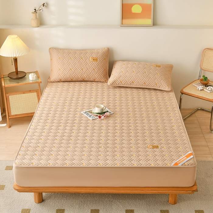 91家纺网 家纺一手货源 找家纺 鑫钰 2023新款防水隔尿全棉纯棉大豆夹棉刺绣床笠直播爆款 卡其