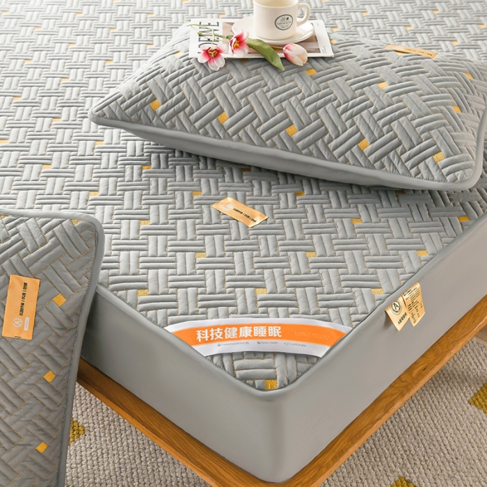 91家纺网 家纺一手货源 找家纺 鑫钰 2023新款防水隔尿全棉纯棉大豆夹棉刺绣床笠直播爆款 气质灰