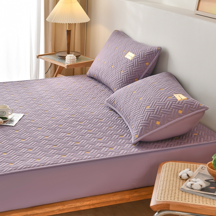 91家纺网 家纺一手货源 找家纺 鑫钰 2023新款防水隔尿全棉纯棉大豆夹棉刺绣床笠直播爆款 星云紫