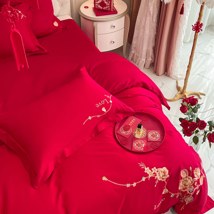 91家纺网 家纺一手货源 找家纺 新款亲肤舒适时尚婚庆四件套系列 浪漫相随