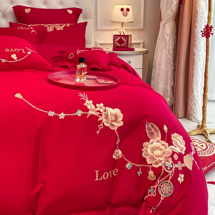 91家纺网 家纺一手货源 找家纺 新款亲肤舒适时尚婚庆四件套系列 浪漫相随