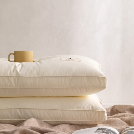 91家纺网 家纺一手货源 找家纺 （总）她喜爱枕芯枕头 用芯呵护睡眠 A类母婴级标准 日式原棉护颈助眠枕芯