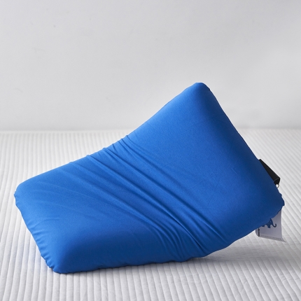 91家纺网 家纺一手货源 找家纺 （总）她喜爱枕芯枕头 糖果色记忆棉学生枕头慢回弹记忆学生宿舍枕学生枕芯